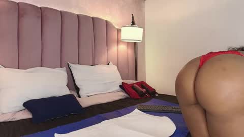  Hally Bans  online show from 26, 4, 2026