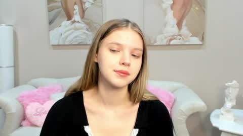 HallyBradley online show from 13, 3, 2026