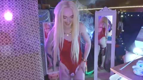 halovalentine online show from 11, 2, 2025