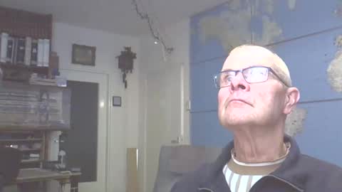 Prefer men 80 online show from 4, 3, 2025