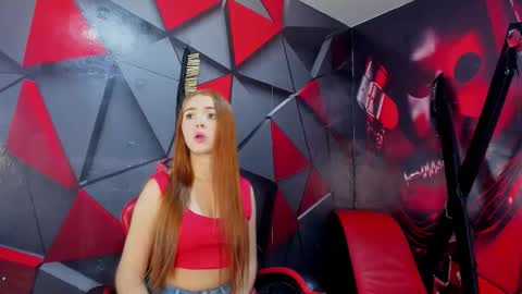 Hana and Zeta online show from 22, 11, 2025