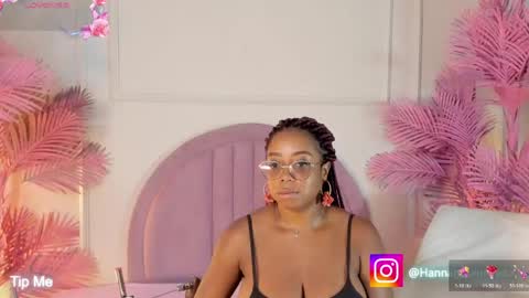 hanaahquinn online show from 23, 4, 2026