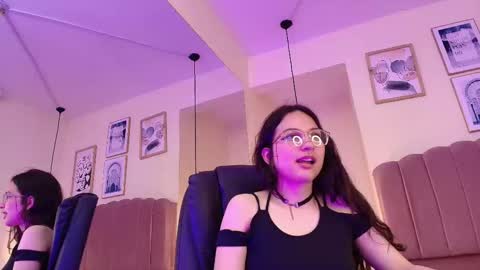 Snapshot of hanabie_ chatting on 11, 2, 2026 hanabie_ online show from 11, 2, 2026