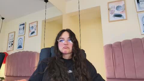 Snapshot of hanabie_ chatting on 22, 2, 2026 hanabie_ online show from 22, 2, 2026