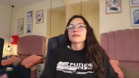 Snapshot of hanabie_ chatting on 25, 2, 2026 hanabie_ online show from 25, 2, 2026