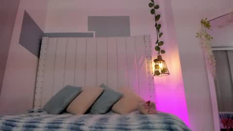 hanah_gray online show from 26, 4, 2026