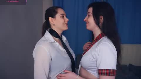 Snapshot of hanalif chatting on 4, 12, 2025 Blair and Ethel online show from 4, 12, 2025