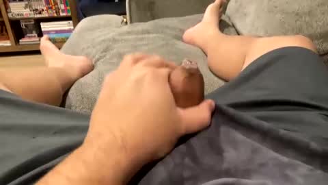 handhugger online show from 12, 12, 2024