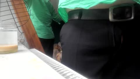 handncocknocum online show from 4, 1, 2025