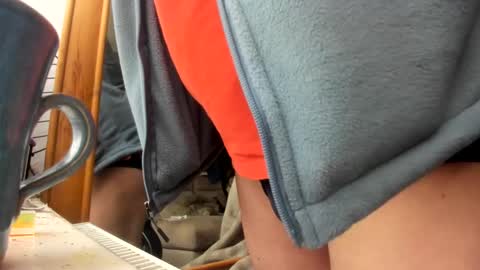 handncocknocum online show from 19, 1, 2025