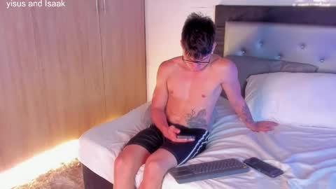 handsome_boys69 online show from 18, 4, 2026