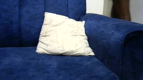 handsome king online show from 6, 3, 2025