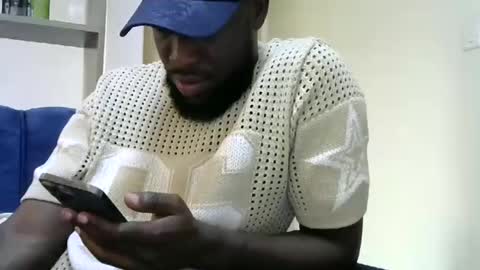 handsome king online show from 8, 3, 2025