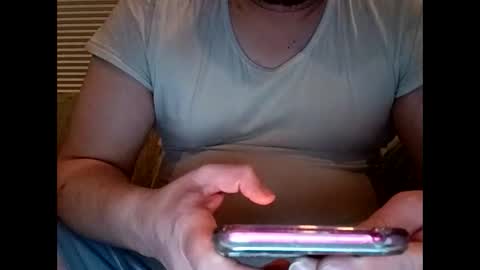 Handsomedaddy198923 online show from 4, 3, 2026