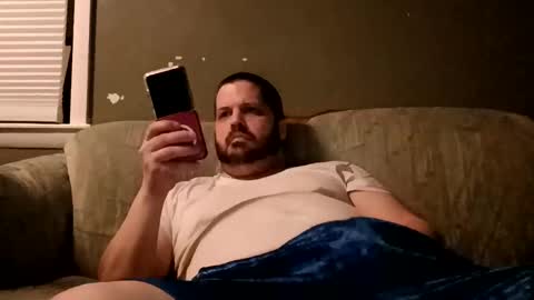 Handsomedaddy198923 online show from 24, 4, 2026