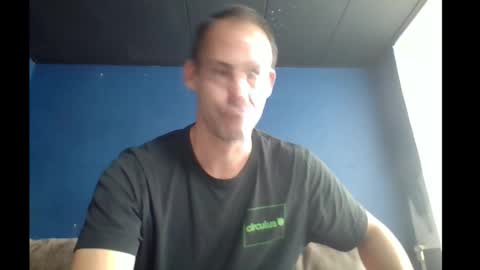 handsomeguy4ever online show from 7, 10, 2025