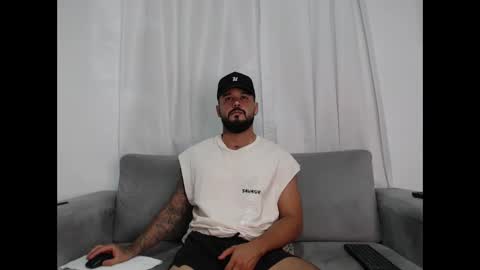 Snapshot of handsomen69 chatting on 5, 3, 2026 Handsomen online show from 5, 3, 2026