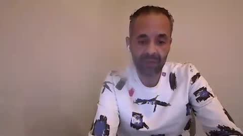 handsomepenis20cm online show from 16, 10, 2025