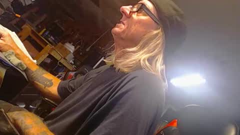 handystud33 online show from 26, 4, 2026