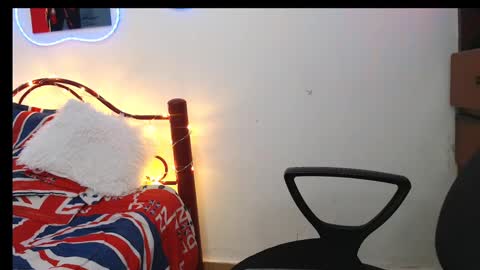 Hank online show from 2, 3, 2025