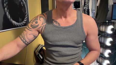 hanky online show from 31, 12, 2024