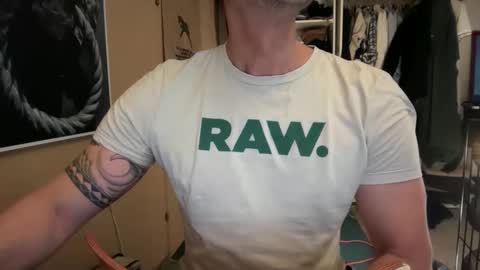 hanky online show from 13, 2, 2025