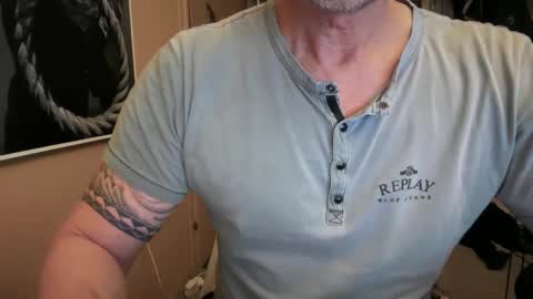 hanky online show from 10, 3, 2025