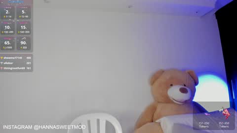 Snapshot of hanna_1sweet chatting on 23, 12, 2024 hanna online show from 23, 12, 2024