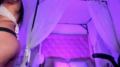 hanna  online show from 15, 4, 2026