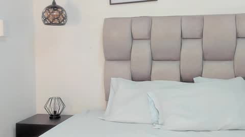 hanna__evans_ online show from 3, 10, 2025