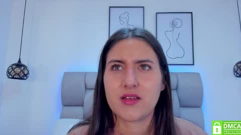 hanna__evans_ online show from 18, 4, 2026