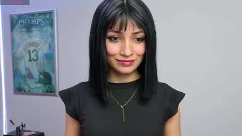 Snapshot of hanna_chloe chatting on 7, 6, 2026 Sara online show from 7, 6, 2026