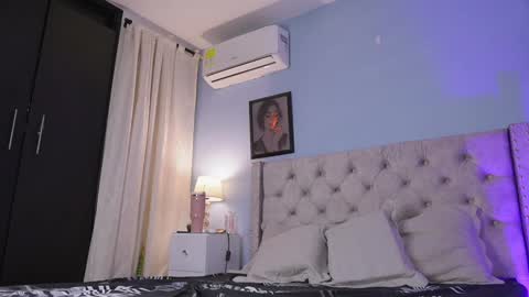 HANNA  online show from 30, 1, 2025