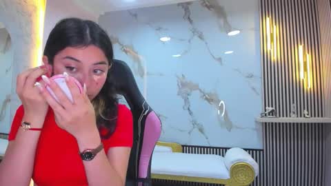 Hanna online show from 19, 9, 2025