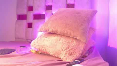 H A N A FOXX online show from 24, 4, 2026