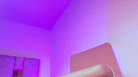 H A N A FOXX online show from 25, 4, 2026