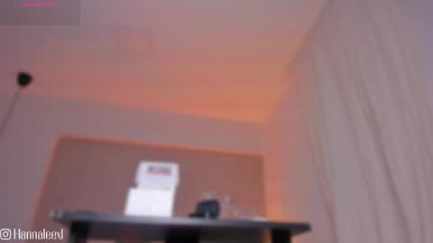 Hanna Lee online show from 24, 4, 2026