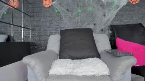 Hanna lens online show from 30, 10, 2025