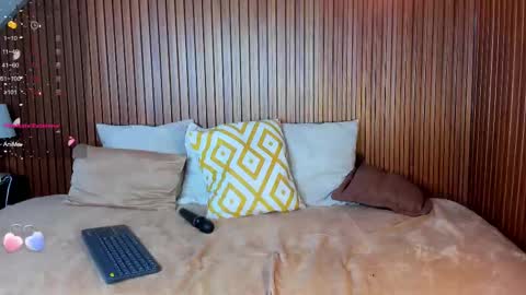 Akane Tendo online show from 8, 11, 2025