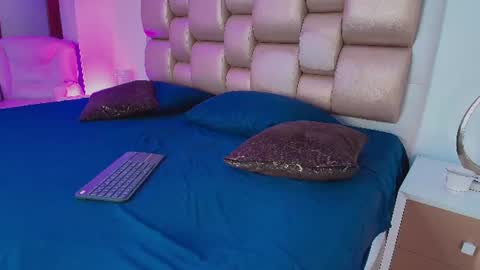 hannaa_wellss online show from 28, 7, 2026