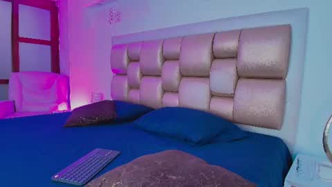 hannaa_wellss online show from 28, 7, 2026