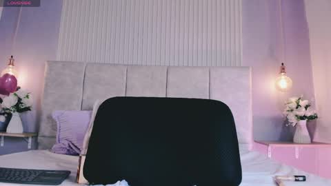 hannadanniels online show from 22, 5, 2026