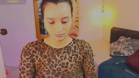 Hannah Williams online show from 1, 2, 2026