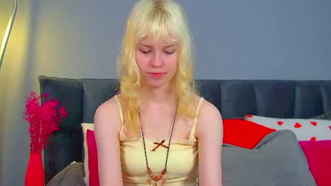 Snapshot of hannahhollis chatting on 18, 6, 2026 Hannah online show from 18, 6, 2026