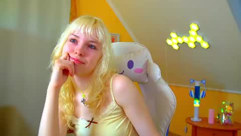 Snapshot of hannahhollis chatting on 25, 6, 2026 Hannah online show from 25, 6, 2026
