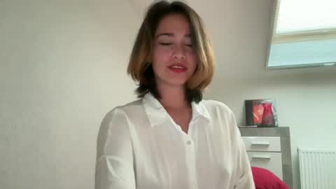 hannahinto online show from 1, 7, 2026