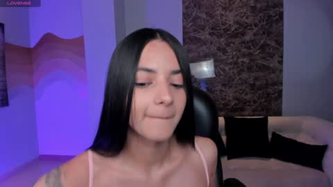 HANNAH J online show from 6, 2, 2025