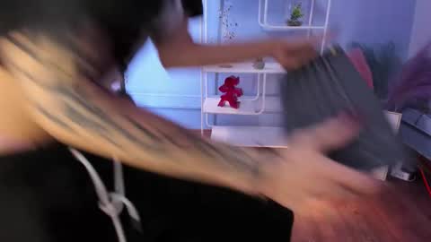 Snapshot of hannahpage chatting on 5, 2, 2026 Hannah online show from 5, 2, 2026