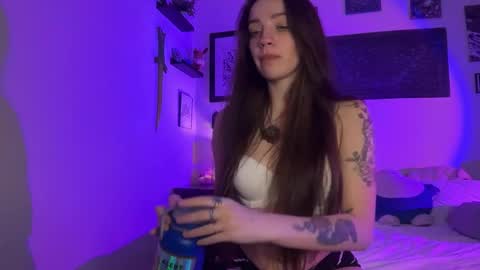 Snapshot of hannahtaylorr chatting on 23, 2, 2026 Hannah Taylor online show from 23, 2, 2026