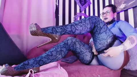 FOLLOW ME INTA MOONXMAFE online show from 26, 4, 2026